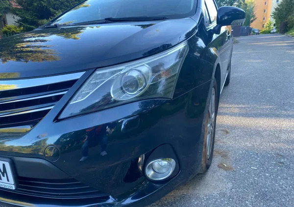 toyota avensis Toyota Avensis cena 31500 przebieg: 209200, rok produkcji 2012 z Piła